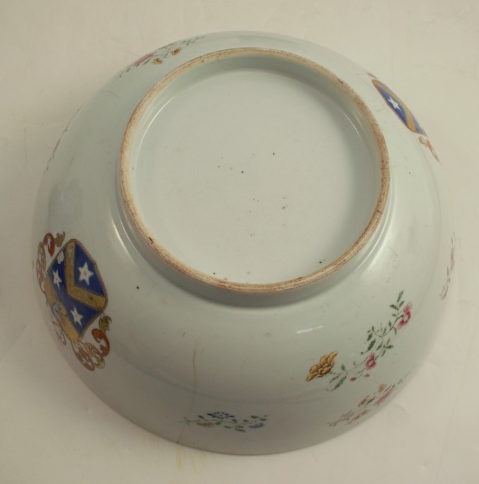 A Chinese export punch bowl, decorated with an armorial and flowers, hairline cracks, diameter - Image 3 of 6