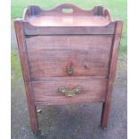 A 19th century mahogany pot cupboard, with tray top, over a hinged flap, to a pull out commode, 21.