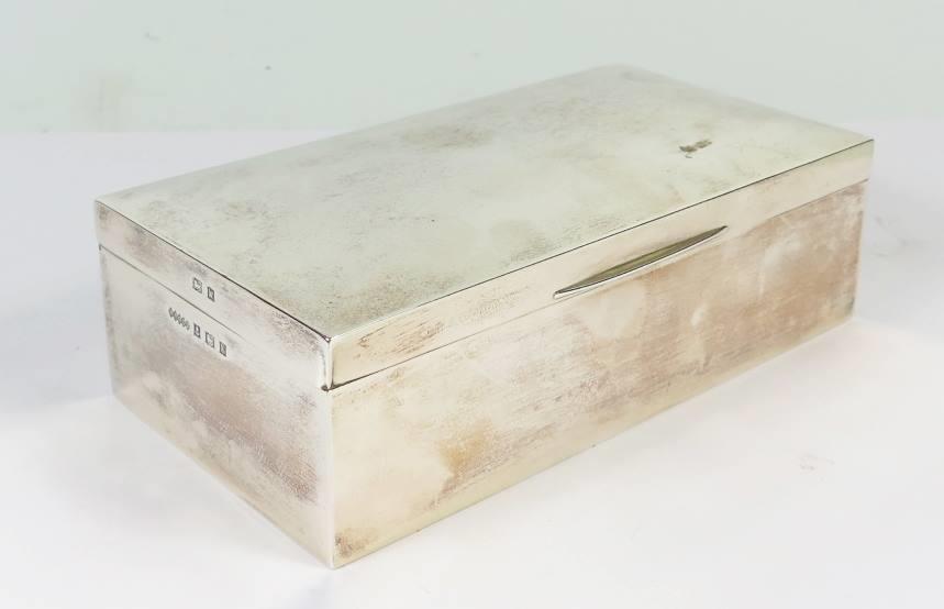 A Modern Silver Cigarette Box, Birmingham 1971, H.BROS