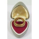 A 9ct Gold Sovereign Ring Mount, 8.3g