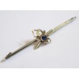 A 9ct White Gold Insect Brooch set with sapphir eand pearl, 5cm, 1.8g