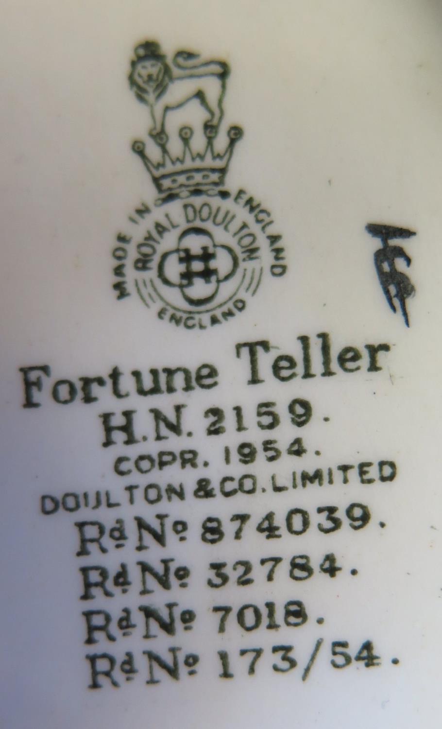 A Royal Doulton Figurine Fortune Teller HN2159 - Image 3 of 3