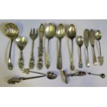 A Selection of Sterling Silver Flatware 178g and other silver flatware