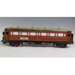 A Paya Electric O Gauge Tinplate Passenger Carriage, Madrid, Bilbao "P.H. 1376" in excellent