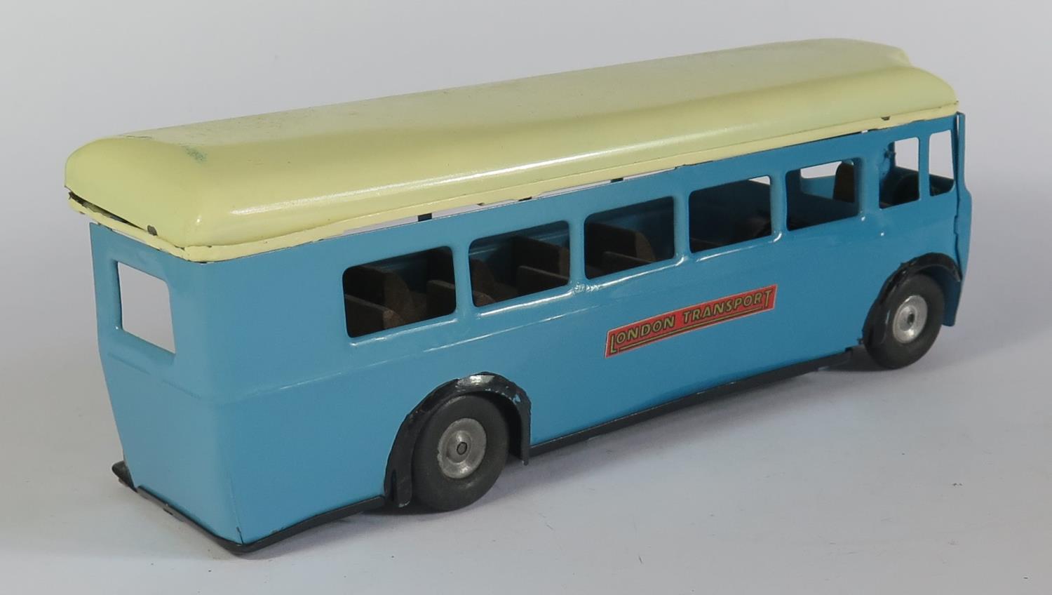 A Triang Minic Clockwork 52M Single Deck Bus in blue and cream with working motor (repainted). - Image 2 of 3