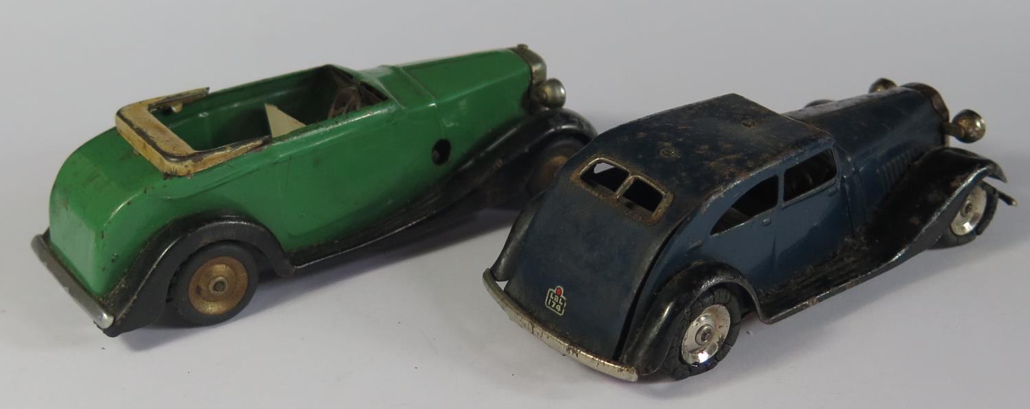 A Triang Minic Daimler/Rolls Royce and 29M Traffic Control Car. Both missing parts. Daimler/Rolls - Image 2 of 3