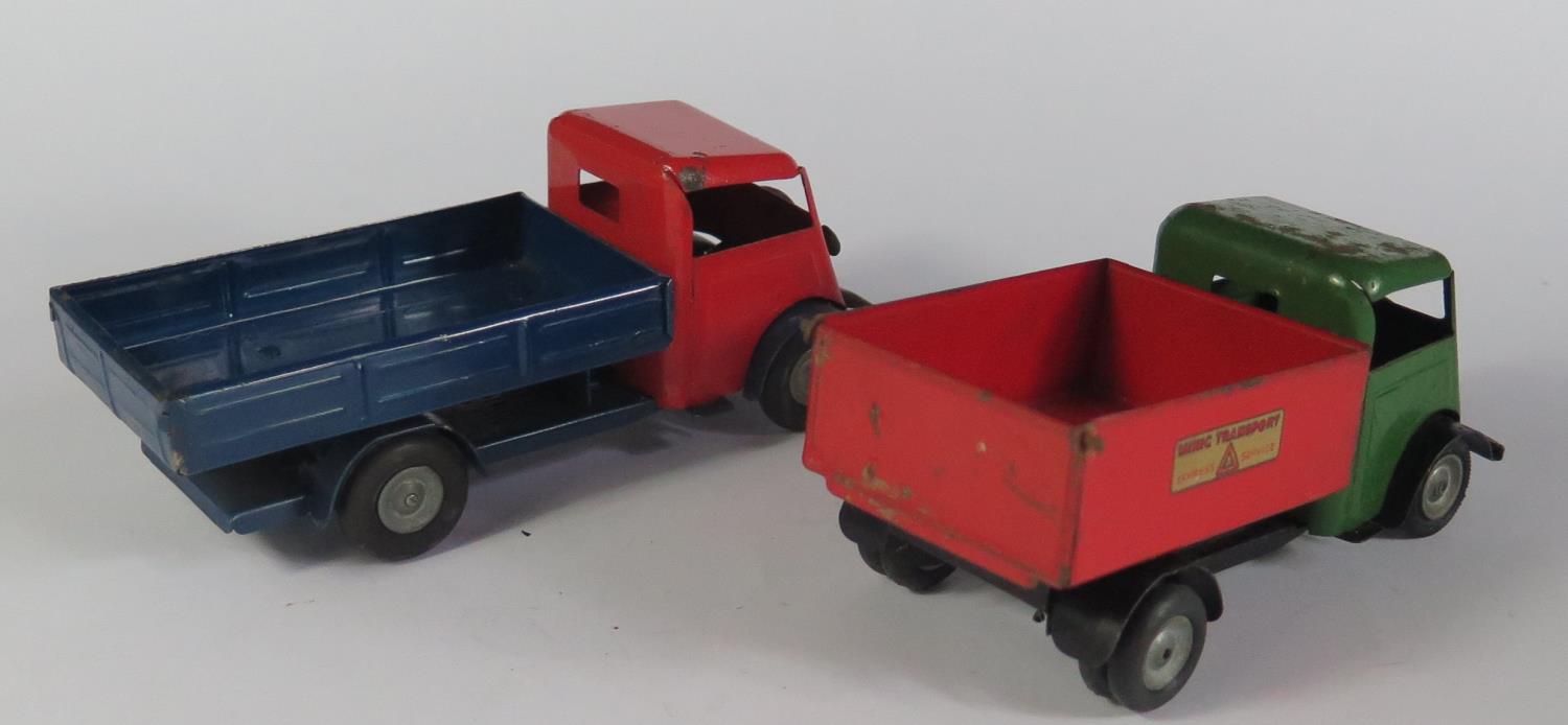 Two Triang Minic Clockwork Trucks. One in red and blue with working motor the other has a tipping - Image 2 of 3