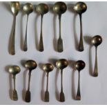A Collection of Georgian and later Silver Mustard Spoons, 94g