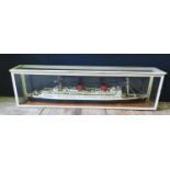 R.M.S. QUEEN ELIZABETH _ CUNARD LINE _ Ship's Model built by F.J. Walker of Barr Common 1951, 25ft