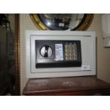 Kingavon Electronic Safe (new)