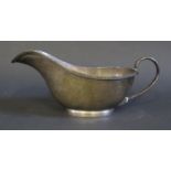 A Large George V Silver Sauce Boat, Sheffield 1932, Joseph Rodgers & Sons, 199g, 20cm handle to lip