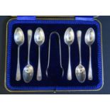 A Cased Set of George V Silver Teaspoons with Sugar Tongs, Sheffield 1911, JR, 100g