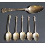 A Victorian Silver Desert Spoon and silver coffee spoons, 104g
