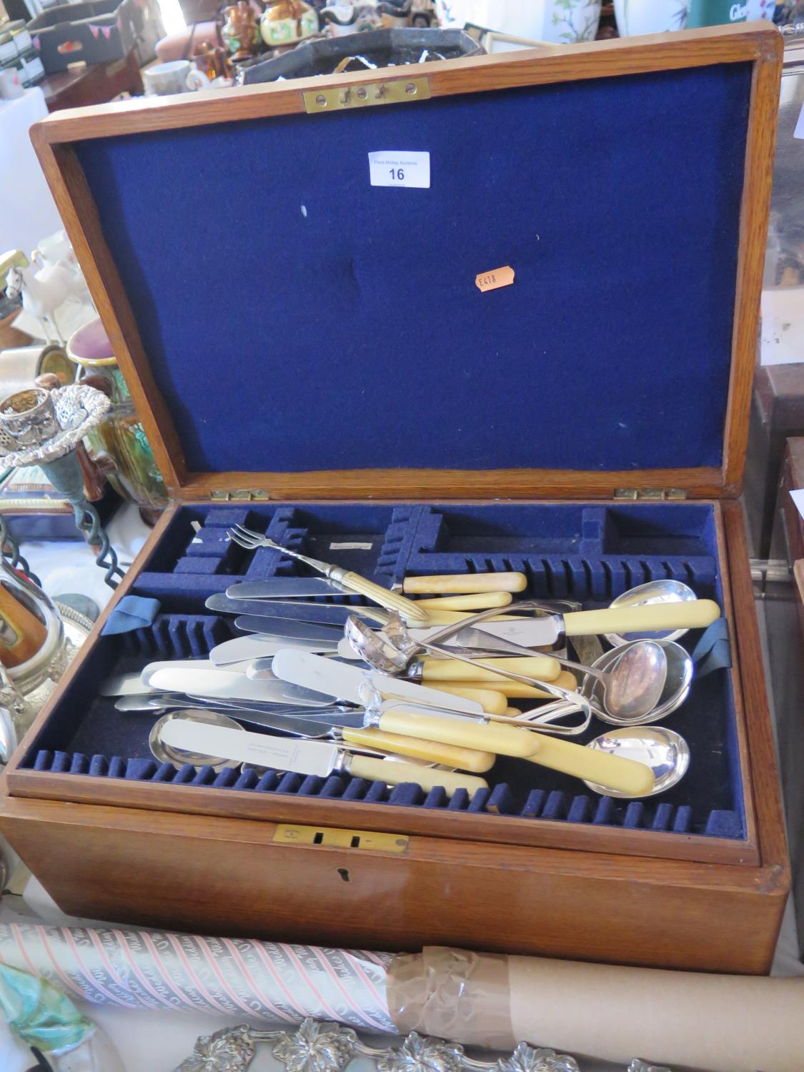 An Oak Canteen with odd electroplated silver flatware