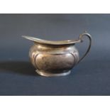 A George V Silver cream jug, Sheffield 1910, George Edward & Sons (David & George Edward), 132g