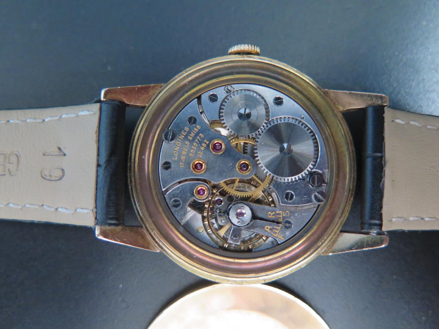 A Gent's Longines Manual Wristwatch in an 18k gold 37mm case, 12.68z movement no. 9535773, running - Image 4 of 4