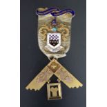 A 9ct Gold Masonic Wandsworth Borough Council Lodge 2979 'Jewel', 30.6g gross