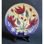 A Modern Moorcroft Limited Edition 1993 Year Plate 357/750, 22cm, boxed