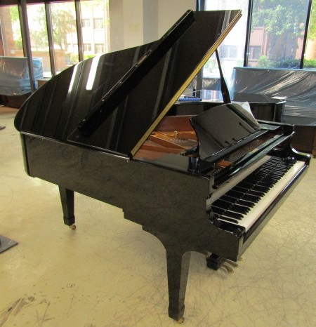 Kawai (c2009) A 6ft 1in Model RX3 grand piano in a bright ebonised case on square tapered legs. - Image 2 of 4