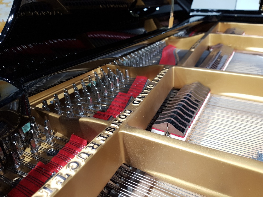 Steinway (c1906) A 5ft 10in Model O grand piano in a bright ebonised case on square tapered legs. - Image 8 of 16