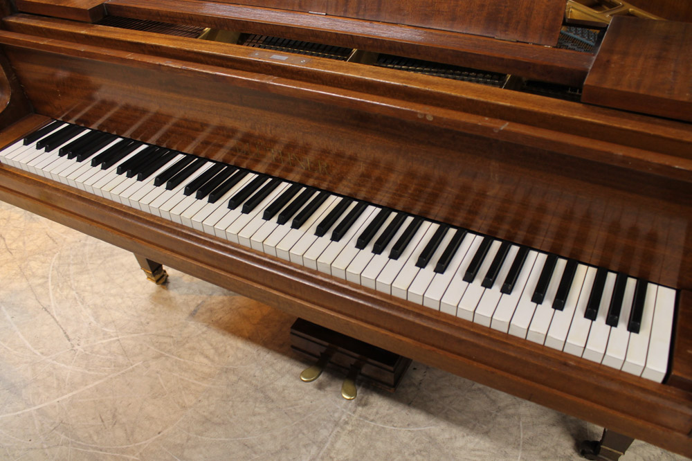 Blüthner (c1931) A 4ft 11in grand piano in a mahogany case on square tapered legs. - Image 3 of 4