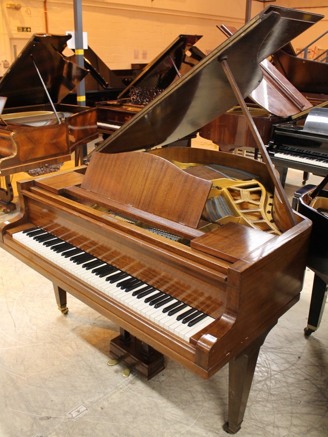 Blüthner (c1931) A 4ft 11in grand piano in a mahogany case on square tapered legs.