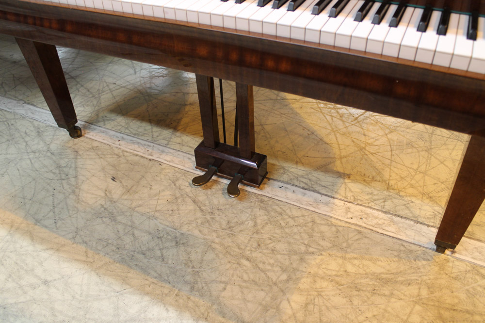 August Förster (c1986) A 5ft 7in grand piano in a bright mahogany case on square tapered legs; - Image 5 of 5