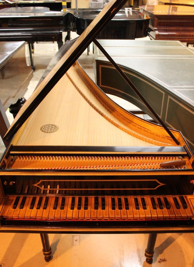 Harpsichord A modern 6ft single manual harpsichord with 8 foot and buff stops (possibly an Italian - Image 2 of 4