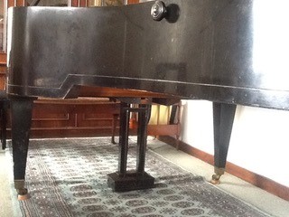 Bösendorfer (c1920's) A 6ft 7in 200cm grand piano in an ebonised case on square tapered legs. - Image 7 of 11