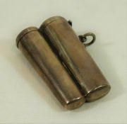 An Edwardian double silver cheroot holder, with hinged lid and gilt interior, Chester 1911, 5.