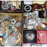 A good quantity of 20th century silver jewelery, and costume jewellery including beads, bracelets,