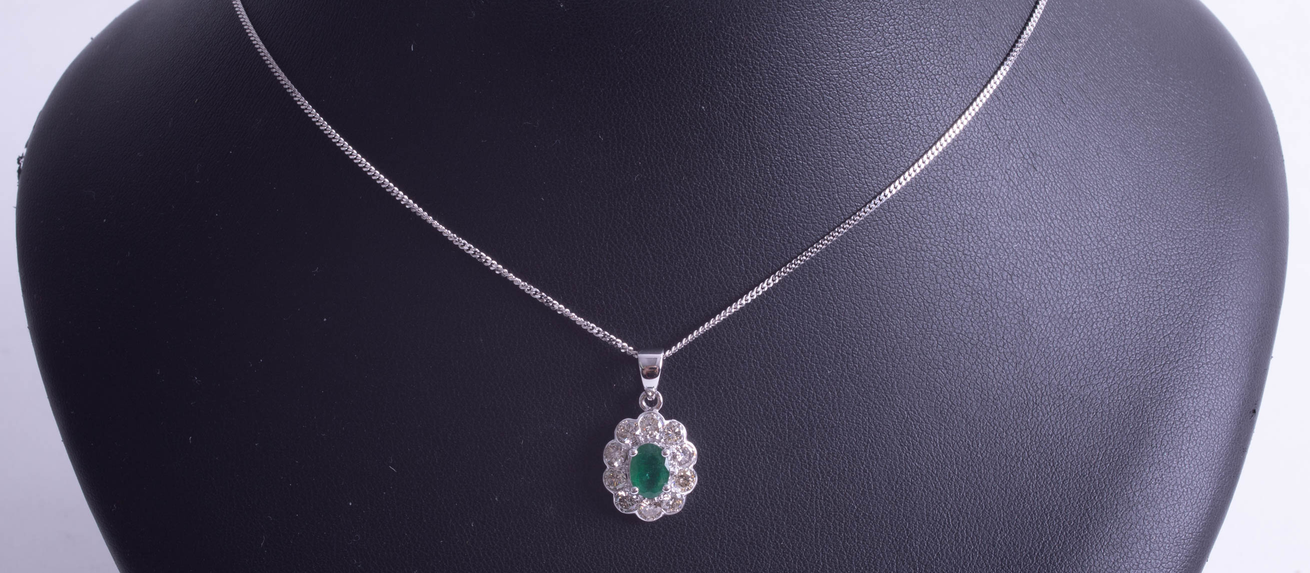 A fine emerald and diamond set pendant. - Image 2 of 2
