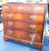 Set of three reproduction mahogany chest of drawers, width 80cm, height 78cm.