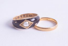 An antique 18ct diamond set and black overpainted ring, together with a 22ct wedding band, 2.2g (