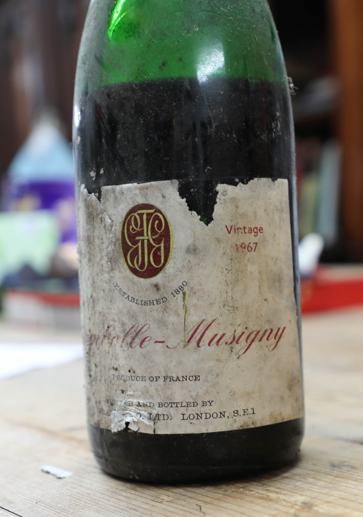 A collection of forty two bottle of various wines, port and champagnes to include 1972 La Cour - Image 8 of 9