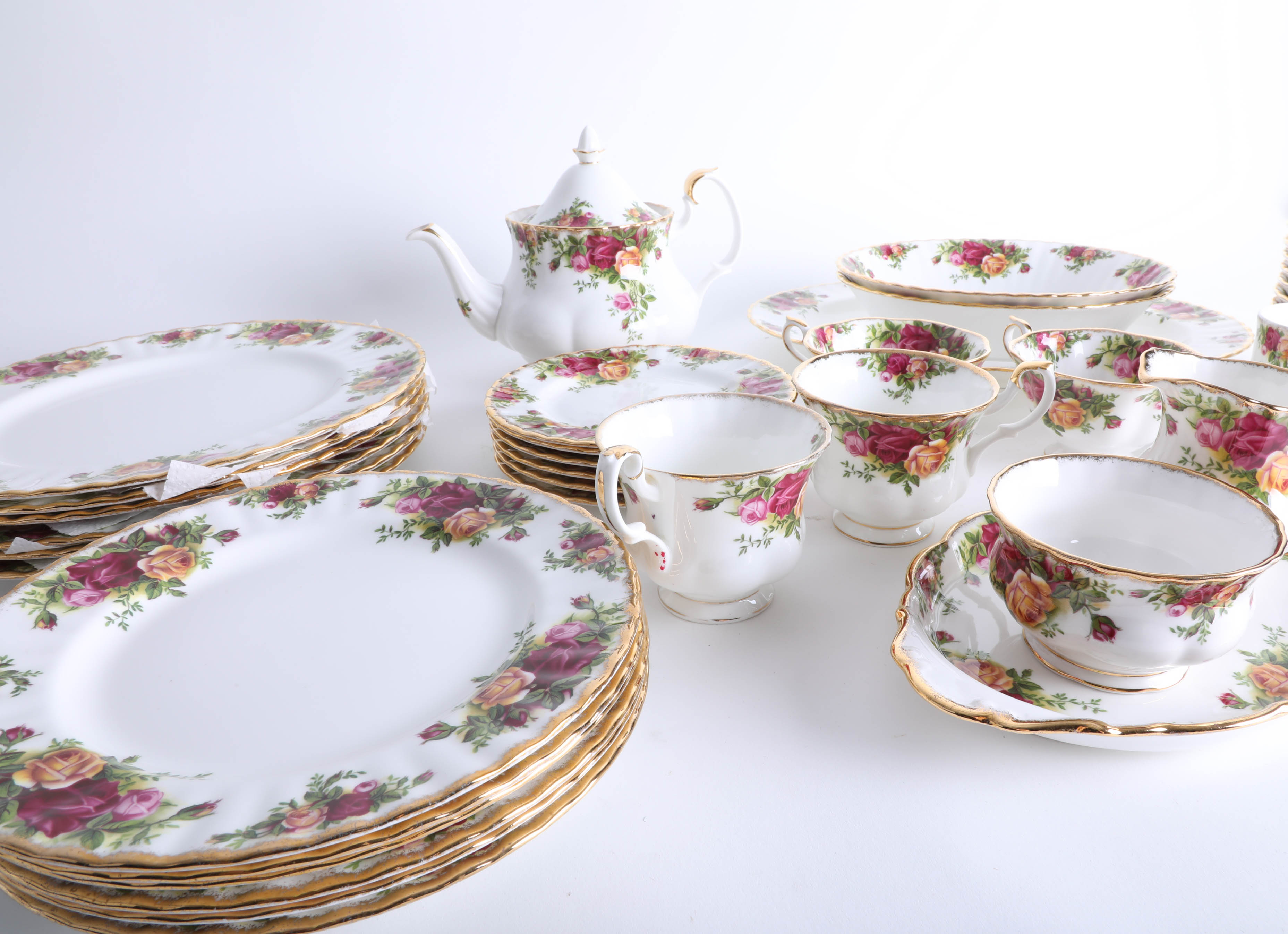 Royal Albert 'Old Country Roses', approx. ninety pieces to include six dinner plates, eighteen - Image 2 of 3