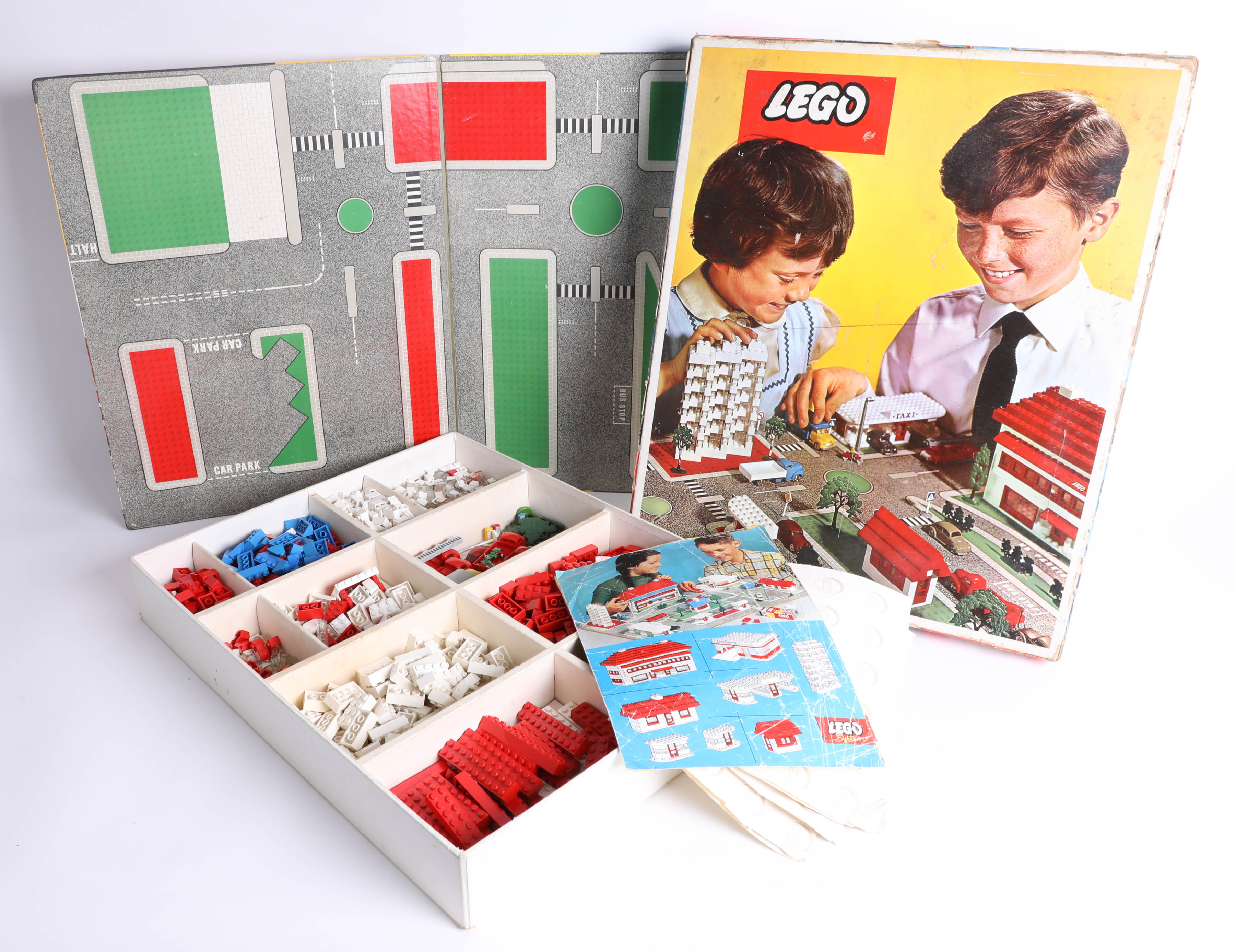 Lego, a 1965 boxed set number 810 (one owner since new). - Image 2 of 3