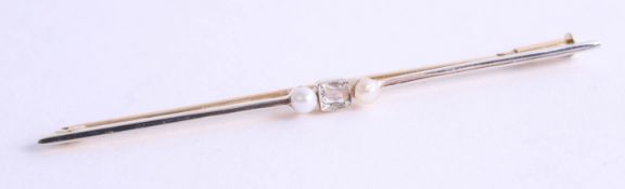 Antique yellow and white diamond and pearl bar brooch with rose cute diamond, hinged pin with