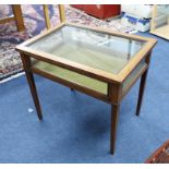 An Edwardian mahogany and crossbanded table vitrine, height 53cm.