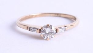 An 18ct yellow gold and diamond ring, approx. 0.45ct, estimated colour and clarity J/VS2, ring