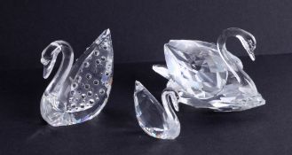 Swarovski Crystal Glass, three Swans (two with original boxes).