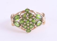 A 9ct diopside dress ring, size R.