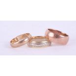 Three 9ct gold wedding band rings, approx. 11.6gms.