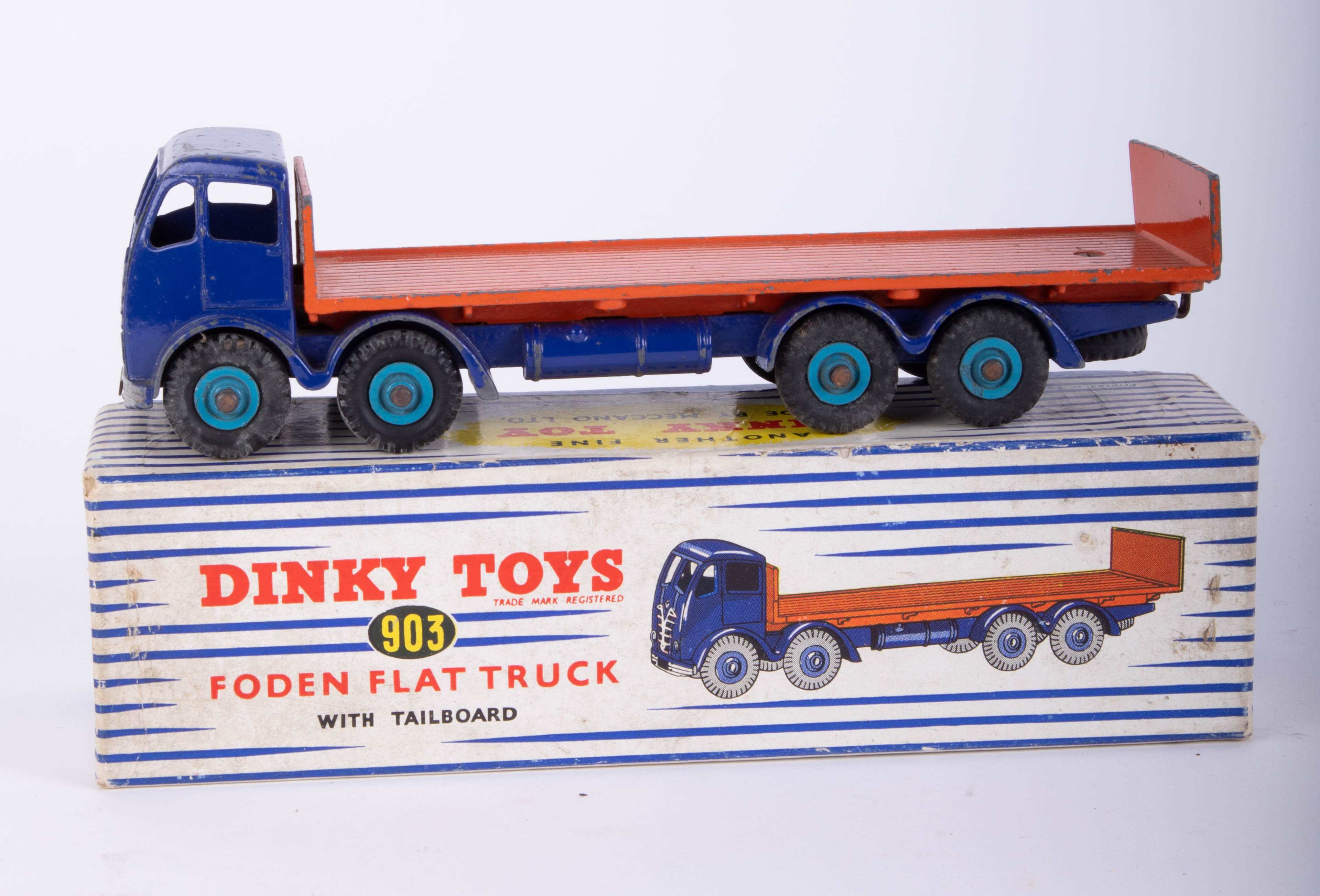 Dinky Toys, Foden Flat Truck with Tailboard 903, boxed.