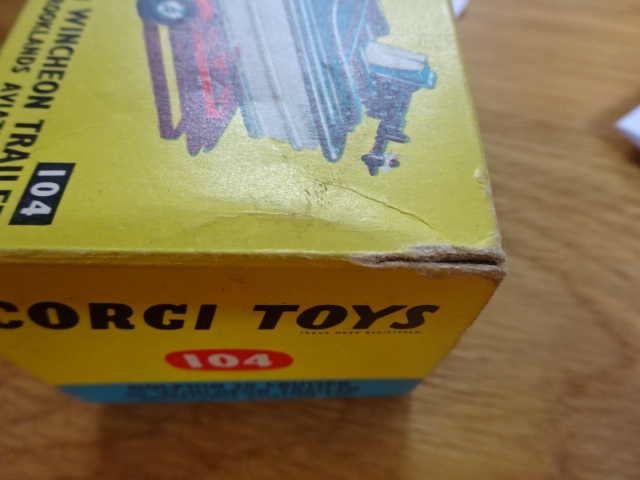 Corgi Toys, Dolphin Cruiser on Trailer 104, Gift Set no. 31, boxed (2). - Image 10 of 12