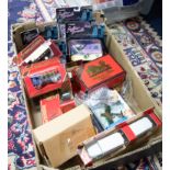 Britains Land Rover (blue) and a mixed collection of diecast models, boxed (17).