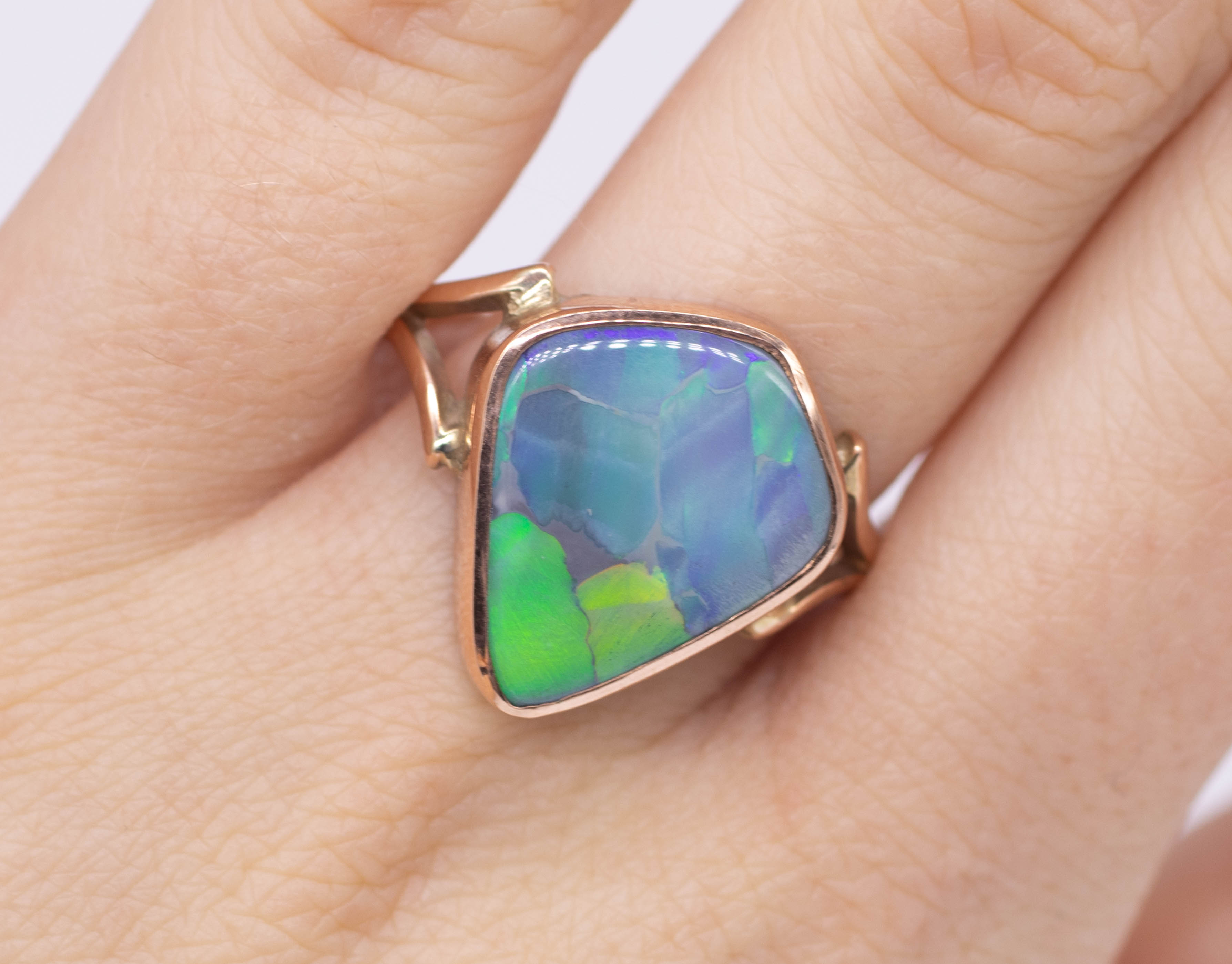 A 9ct large opal set dress ring, size V. - Image 2 of 2