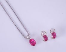 A set of jewellery, comprising 18ct pink tourmaline pendant necklace, together with a pair of