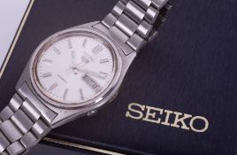 Seiko, a gents quartz wristwatch, boxed.