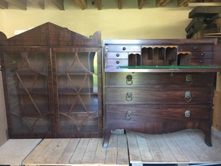 A Georgian mahogany secretaire bookcase, in two sections, (the upper section 1m 24cm - Image 2 of 3